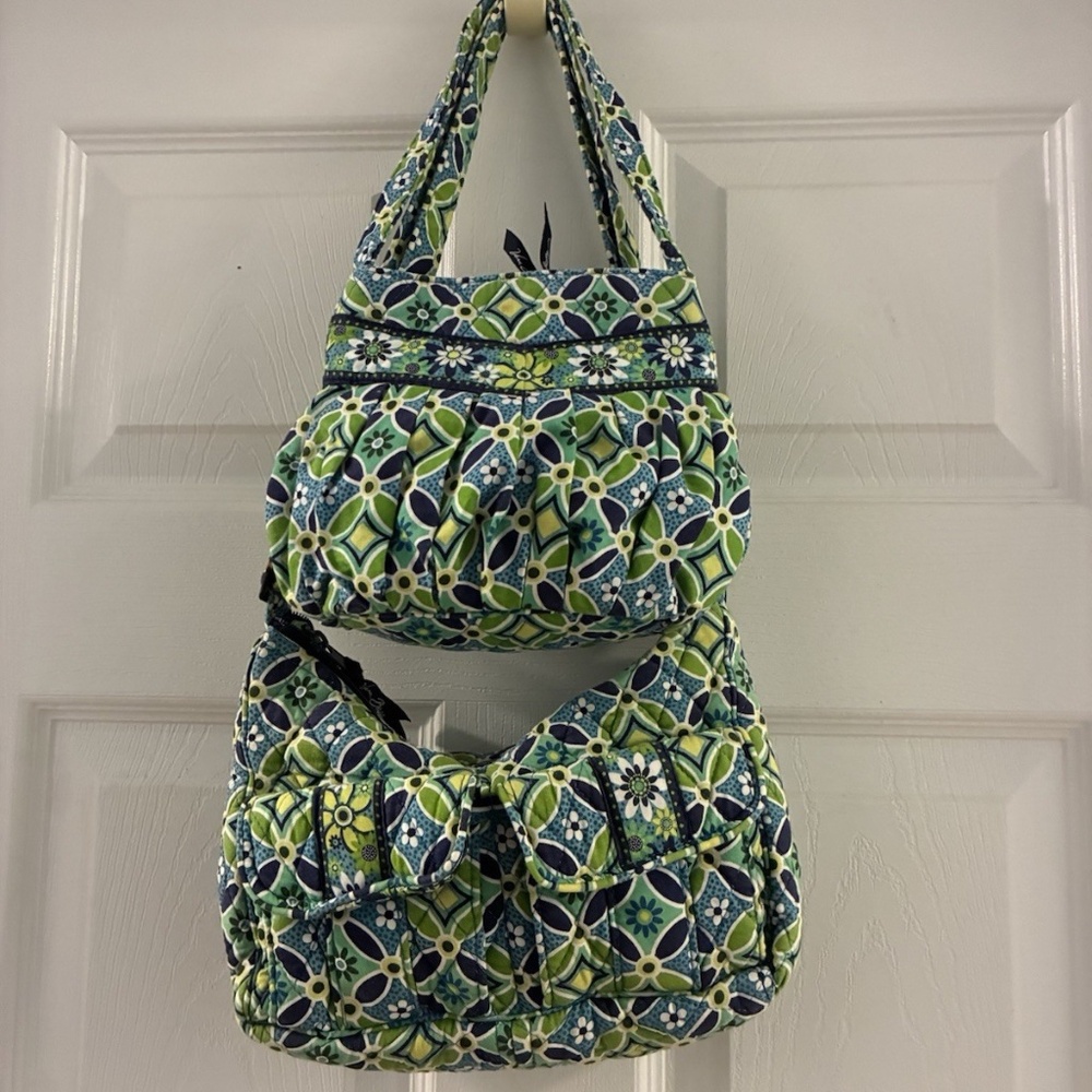 2 Matching Vera Bradley Libby & Hannah Daisy Daisy Grand Mother -Daughter Bags